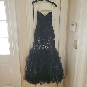 Jiovani Formal Prom Dress